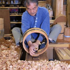 優秀賞「木桶職人の伝統の技」